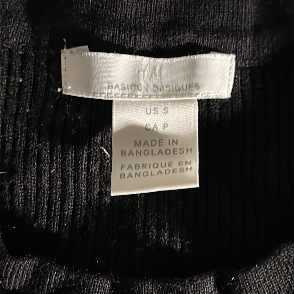 H&M basic tank - Picture 2 of 2